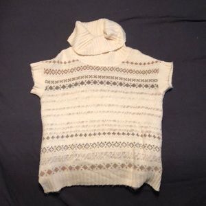 White/cream t shirt sweater